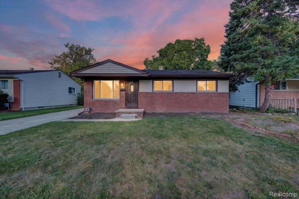 main property photo 18