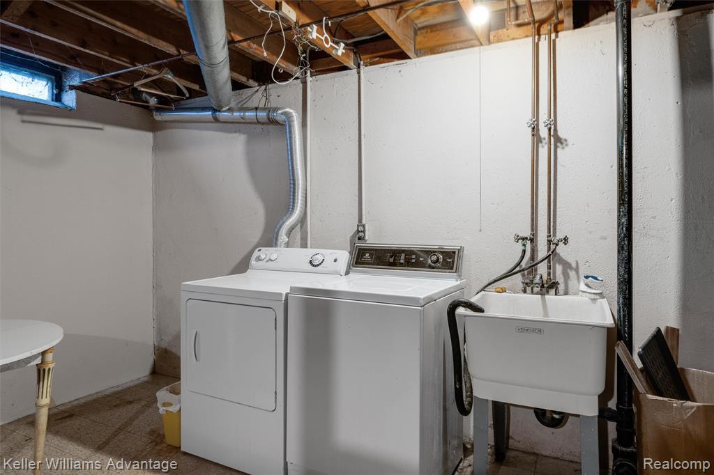 main property photo 47