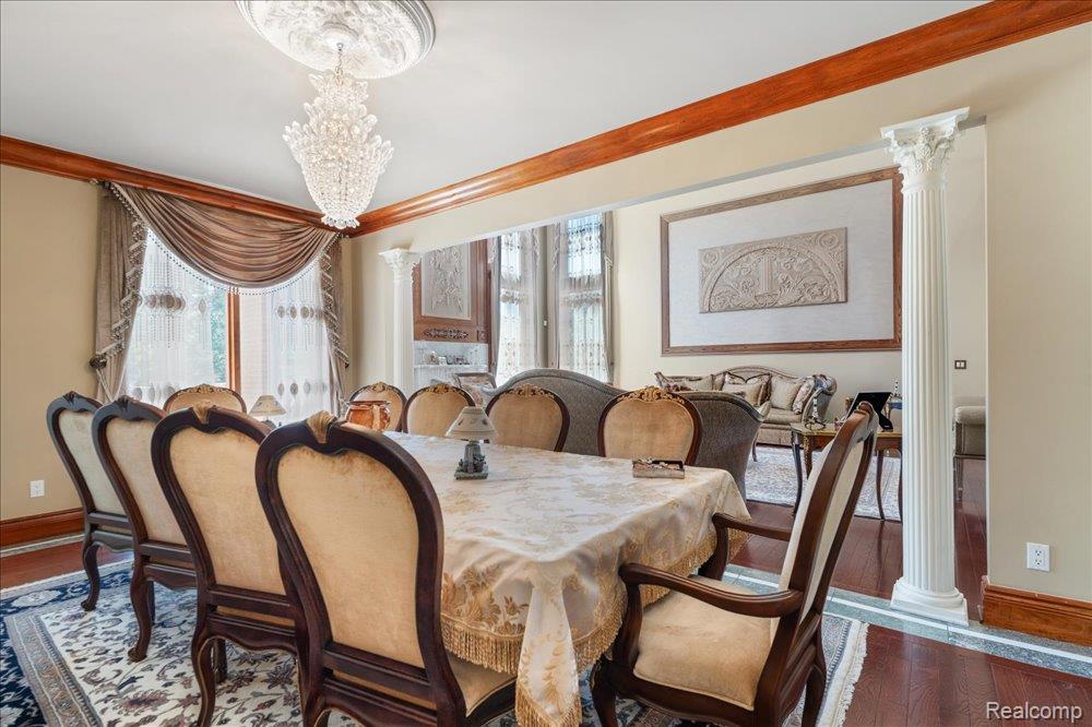 main property photo 31