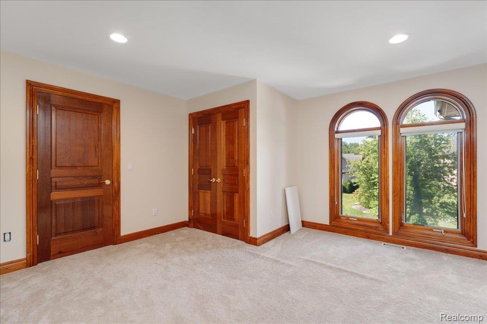 main property photo 69