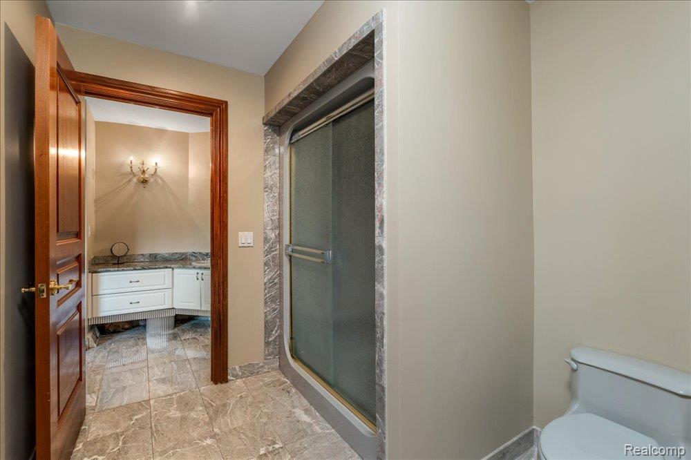 main property photo 79