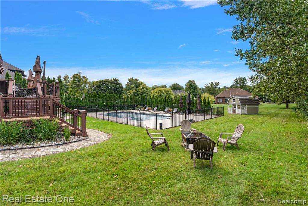 main property photo 59