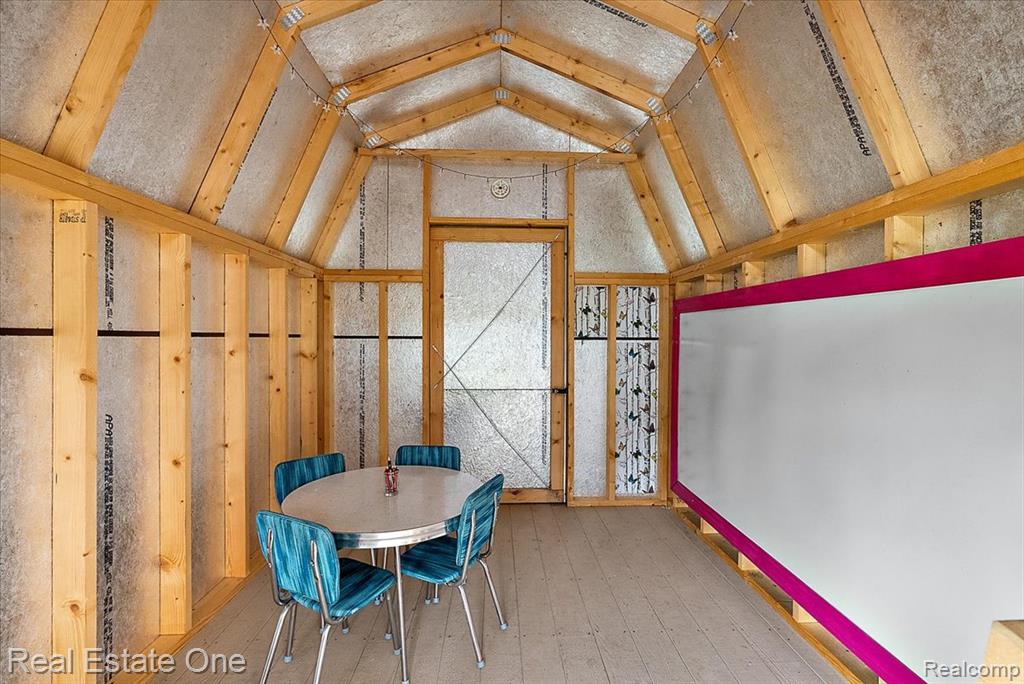 main property photo 69