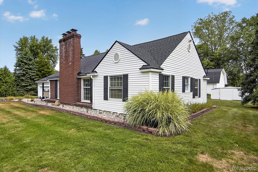 main property photo 3
