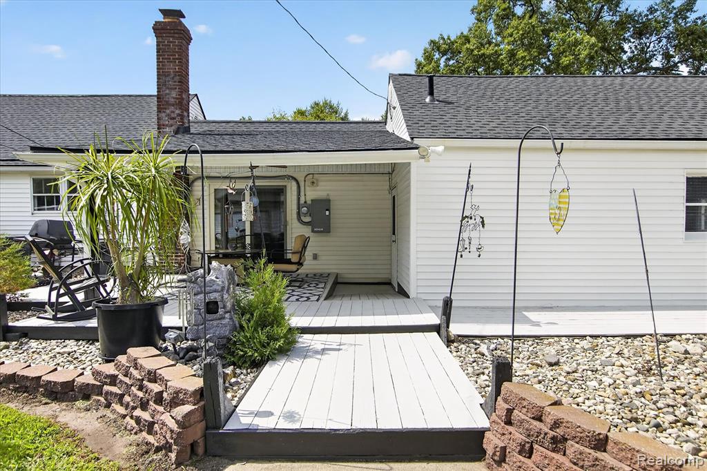 main property photo 39