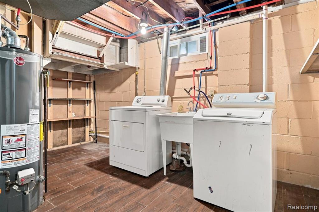 main property photo 26