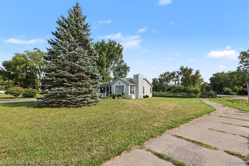main property photo 19