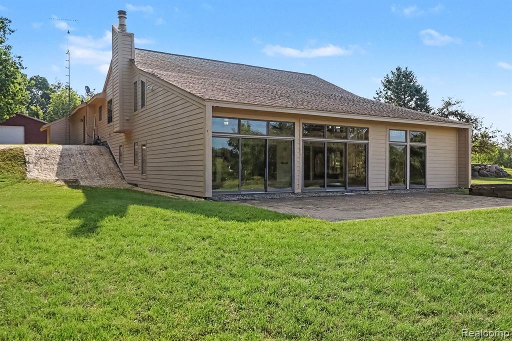 main property photo 39