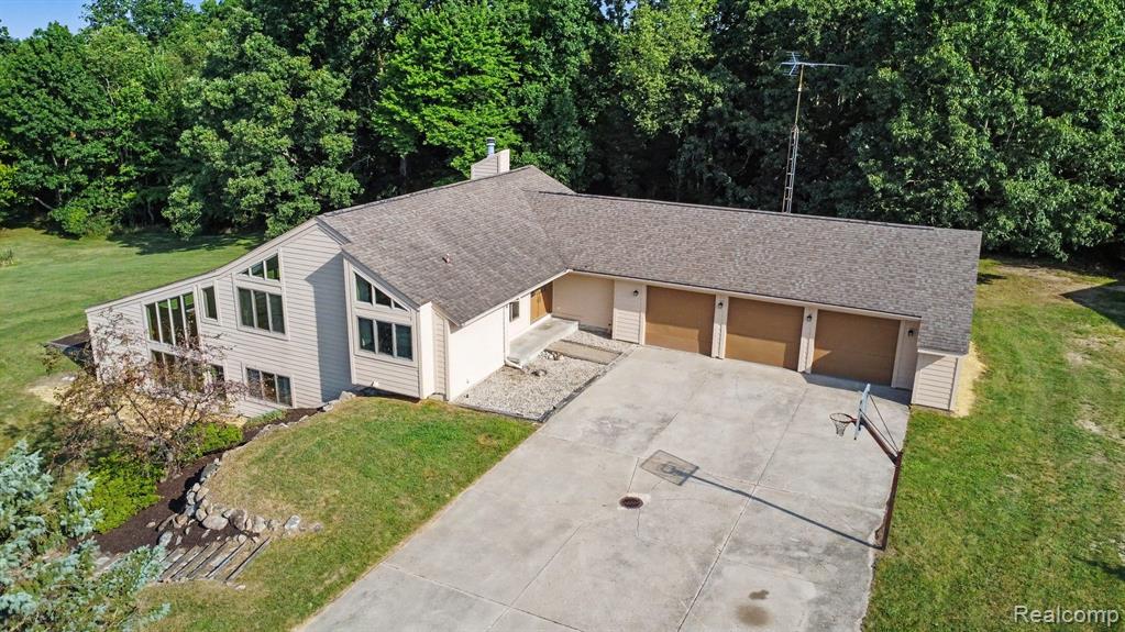 main property photo 44