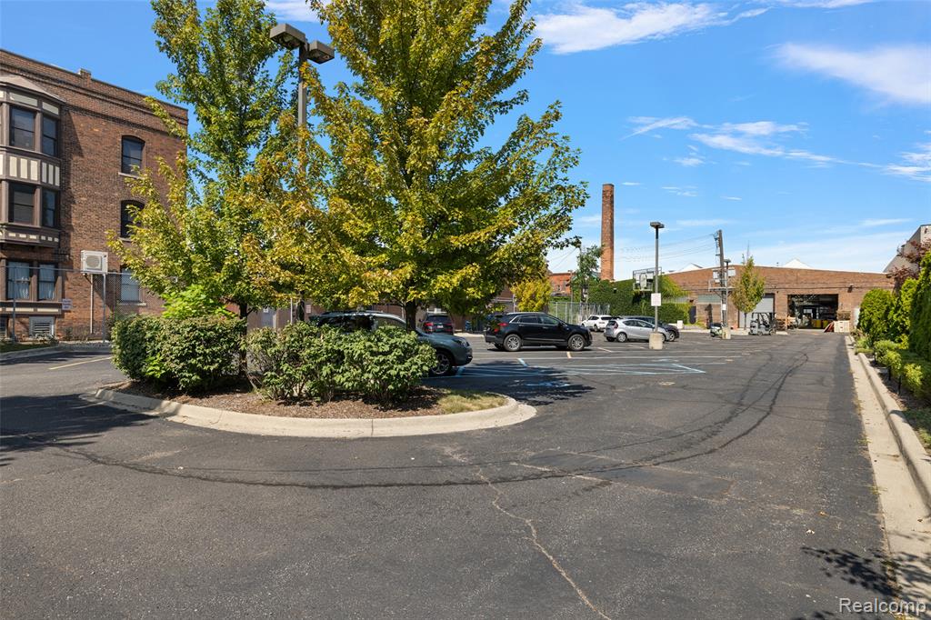 main property photo 35
