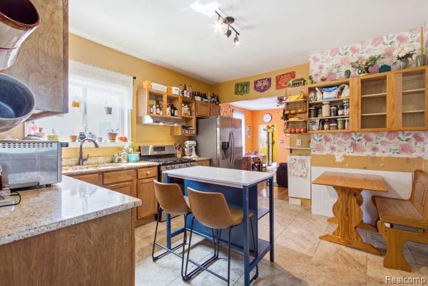 main property photo 4