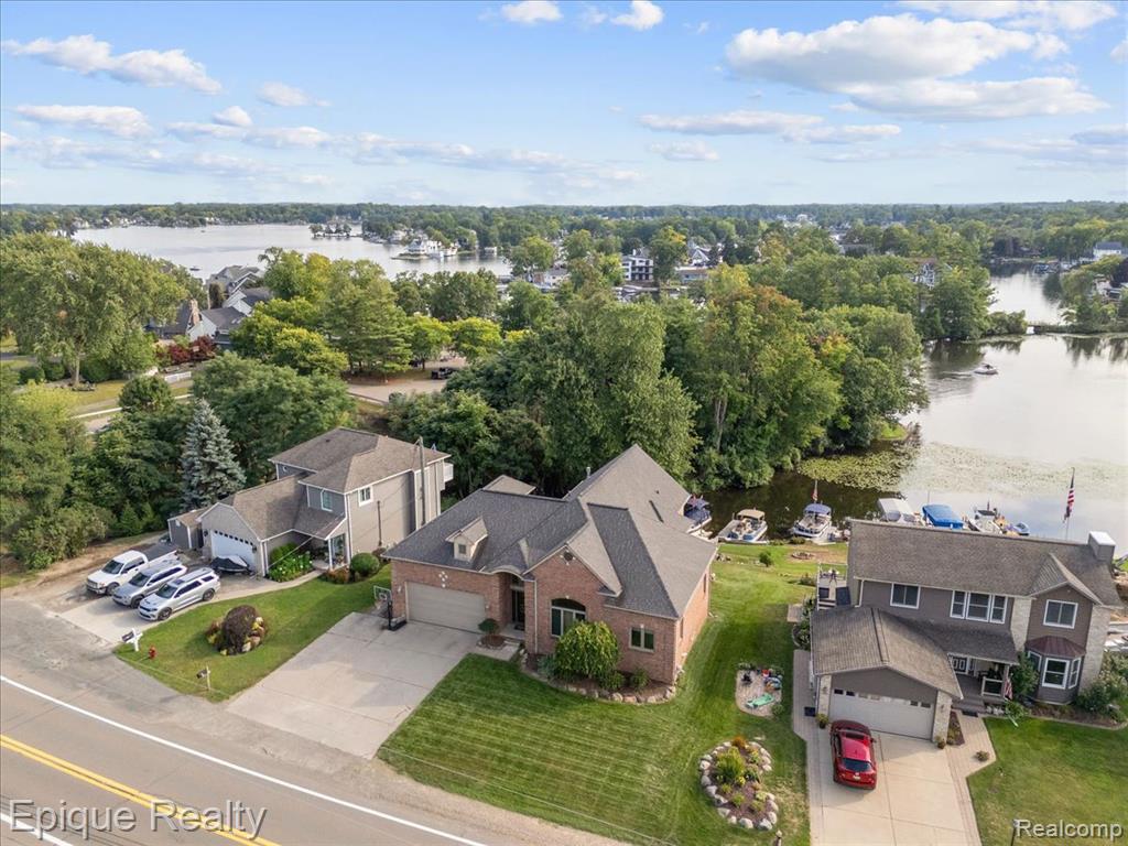 main property photo 71