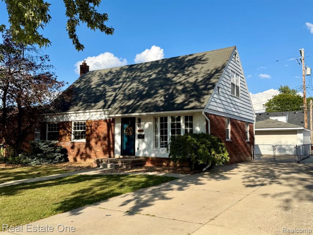 main property photo 3