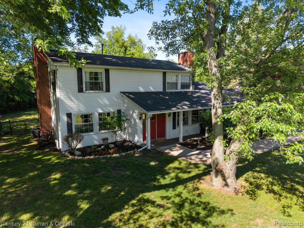 main property photo 3