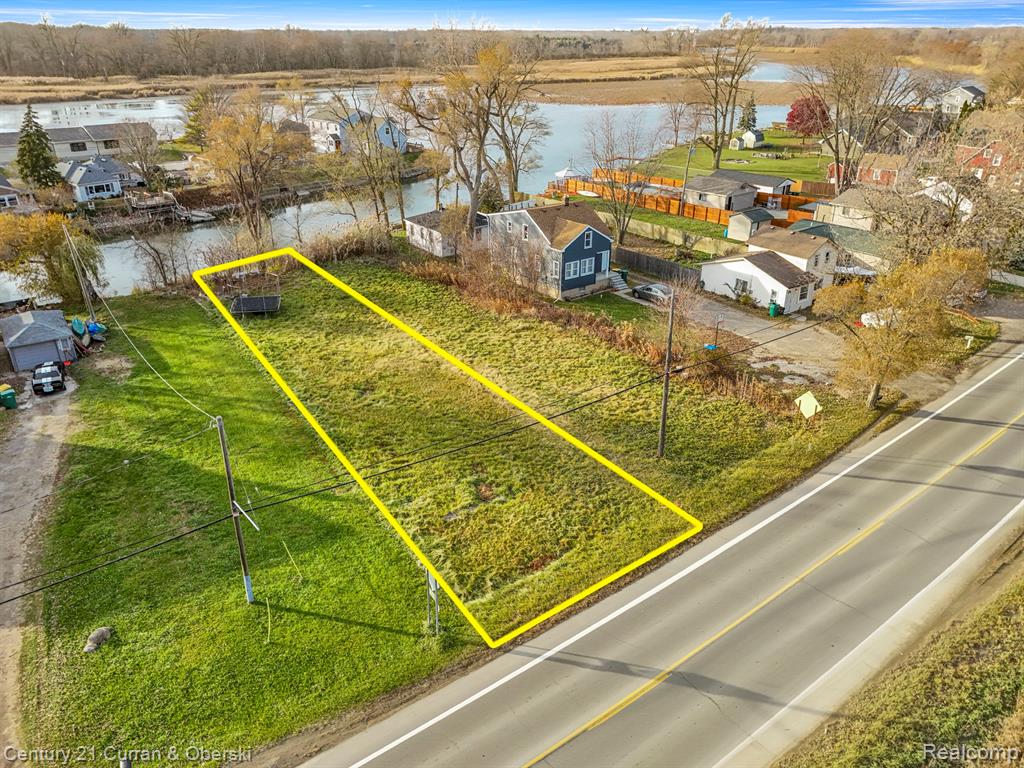 main property photo 14
