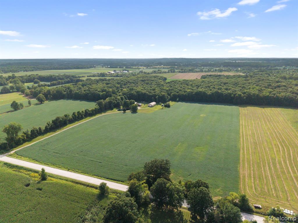 main property photo 88
