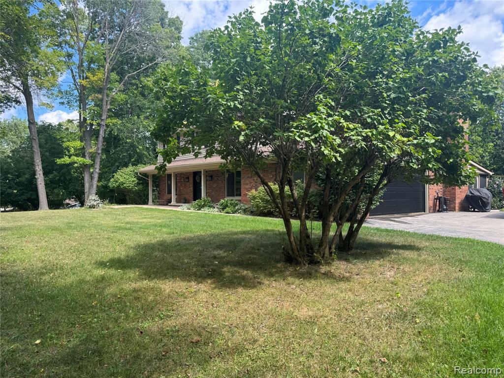 main property photo 12
