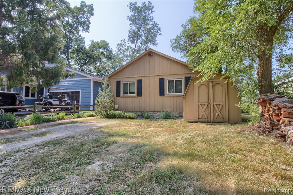 main property photo 2