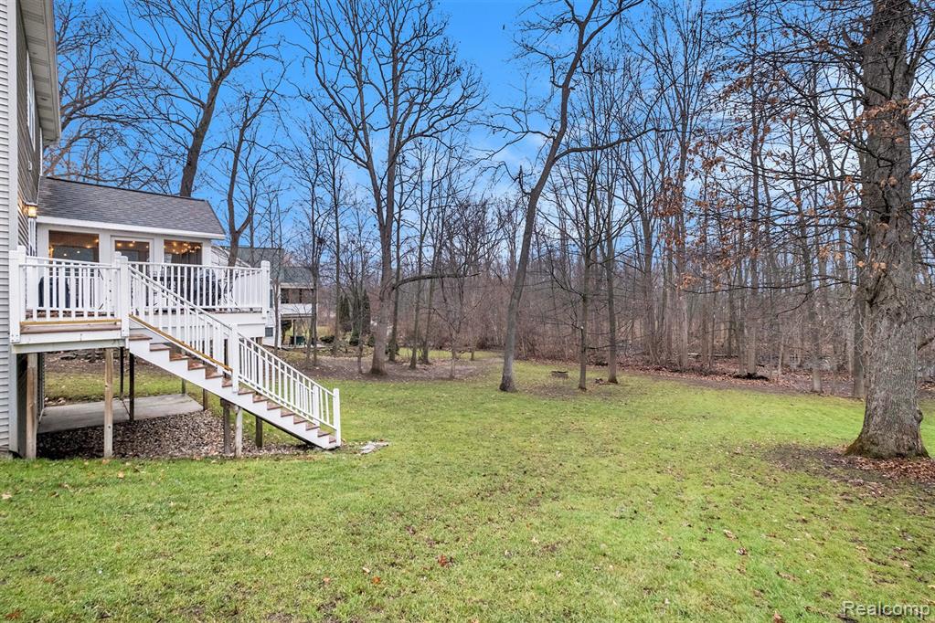 main property photo 27