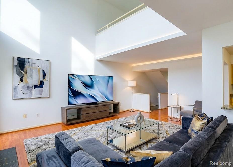 main property photo 0