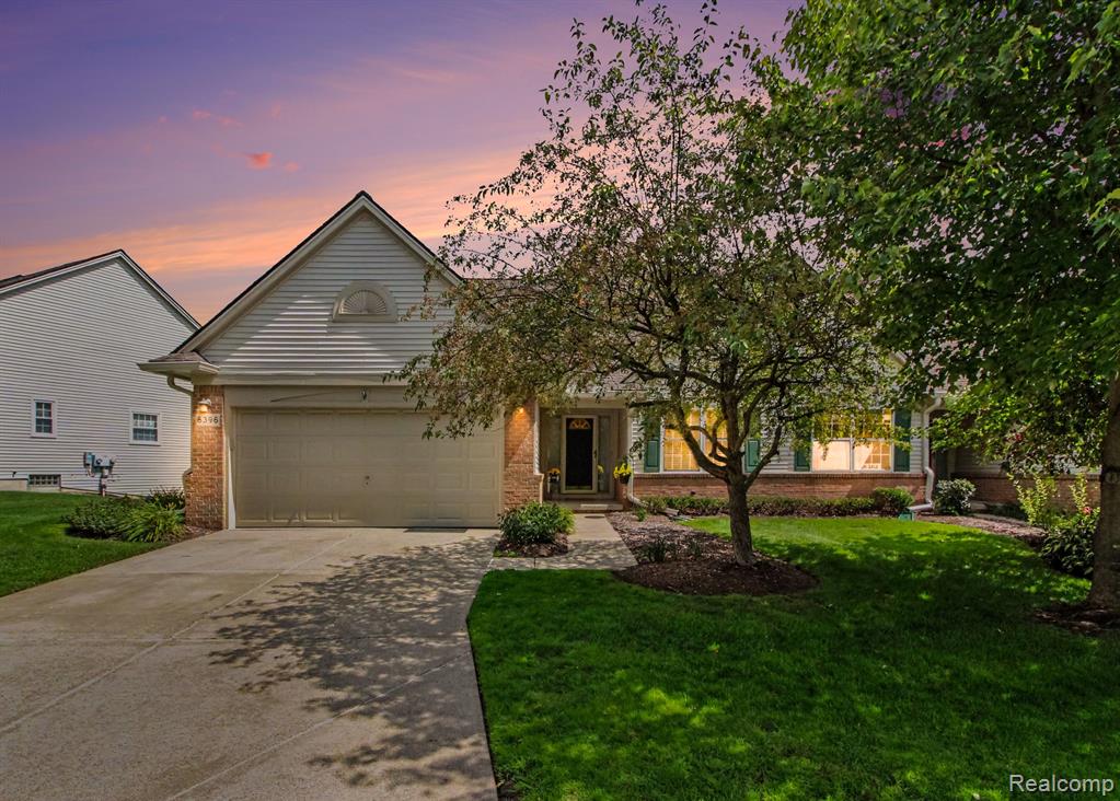 main property photo 8