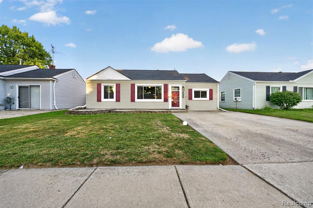 main property photo 3