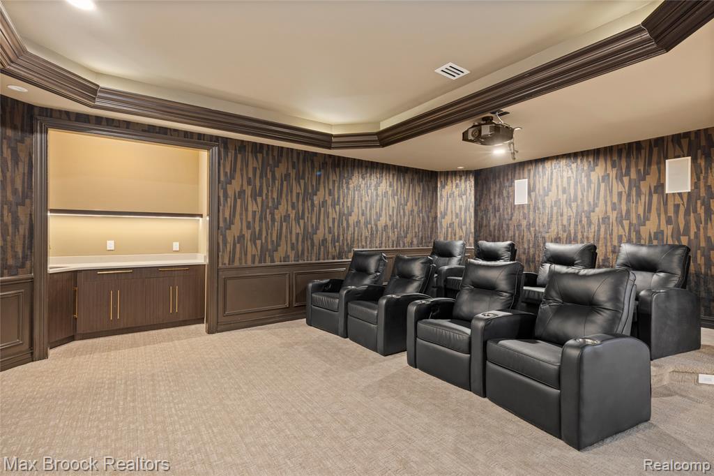 main property photo 59