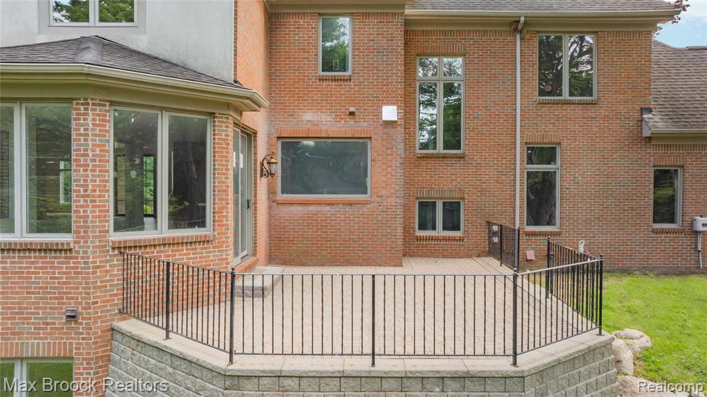 main property photo 86