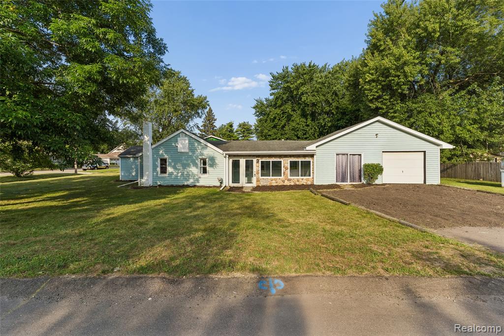 main property photo 0