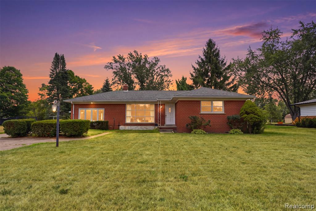 main property photo 29