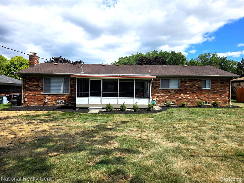 main property photo 20