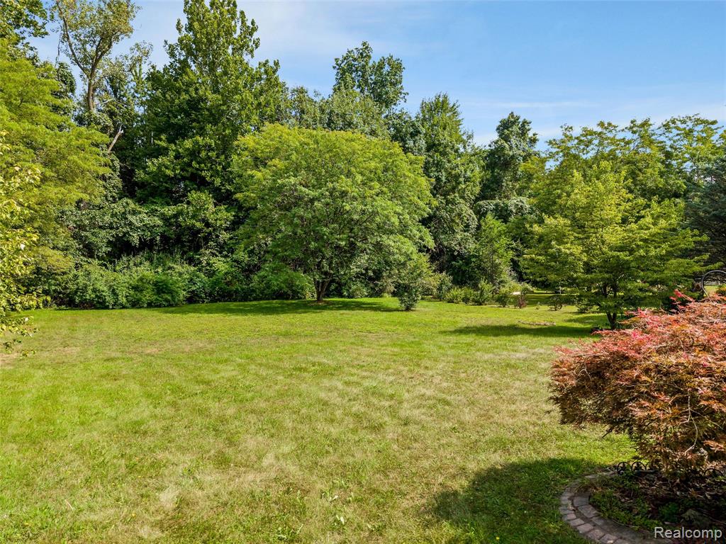 main property photo 51