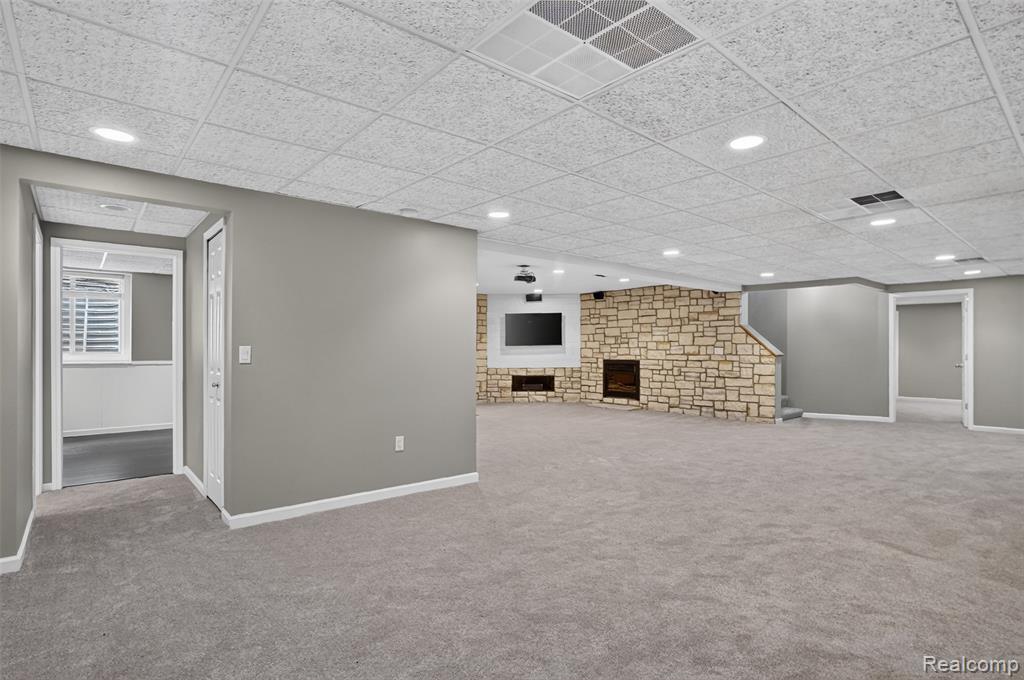 main property photo 64