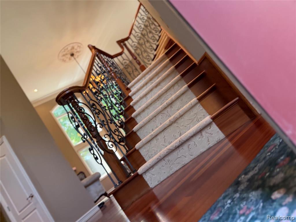 main property photo 39