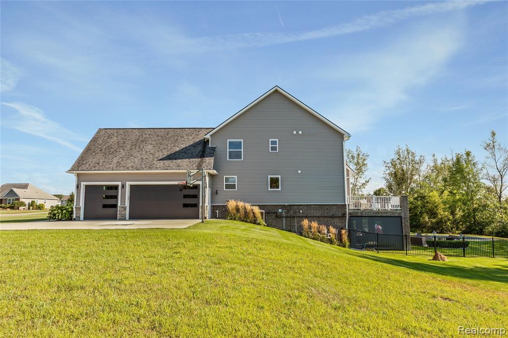 main property photo 57
