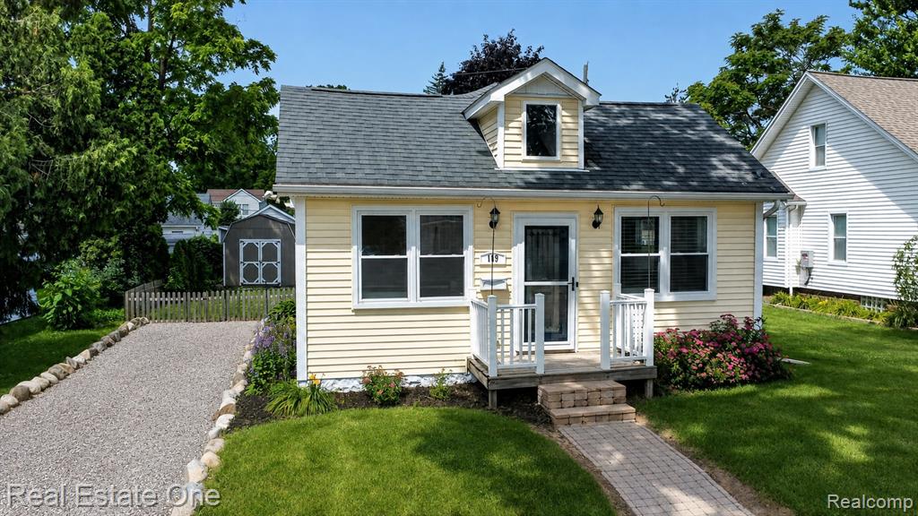 main property photo 0