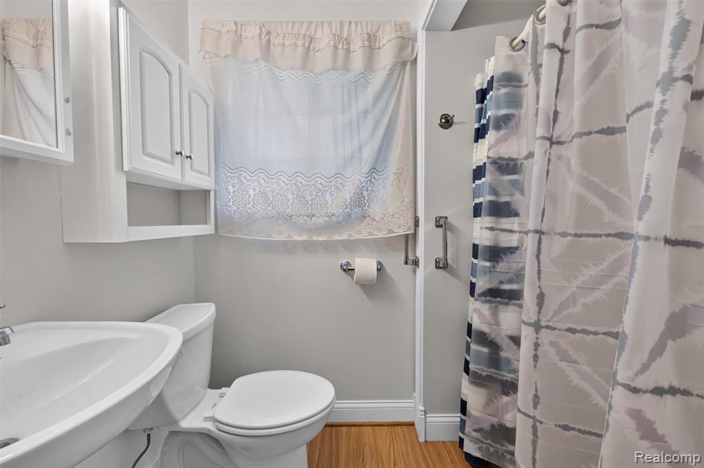 main property photo 19