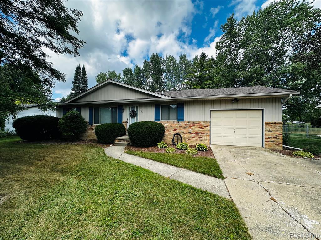main property photo 0