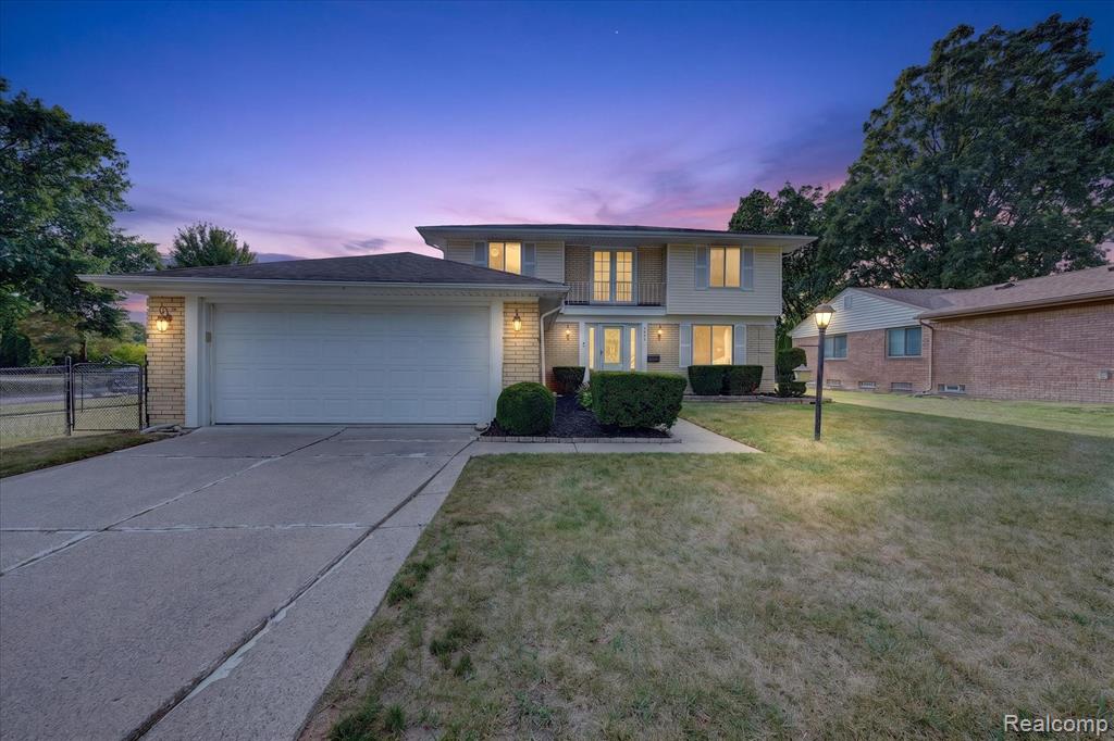 main property photo 0