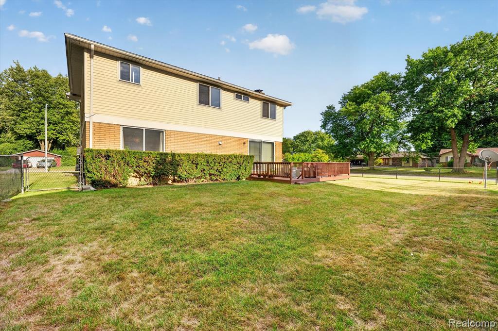 main property photo 42