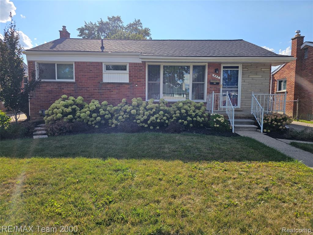 main property photo 0