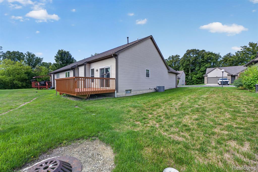 main property photo 51