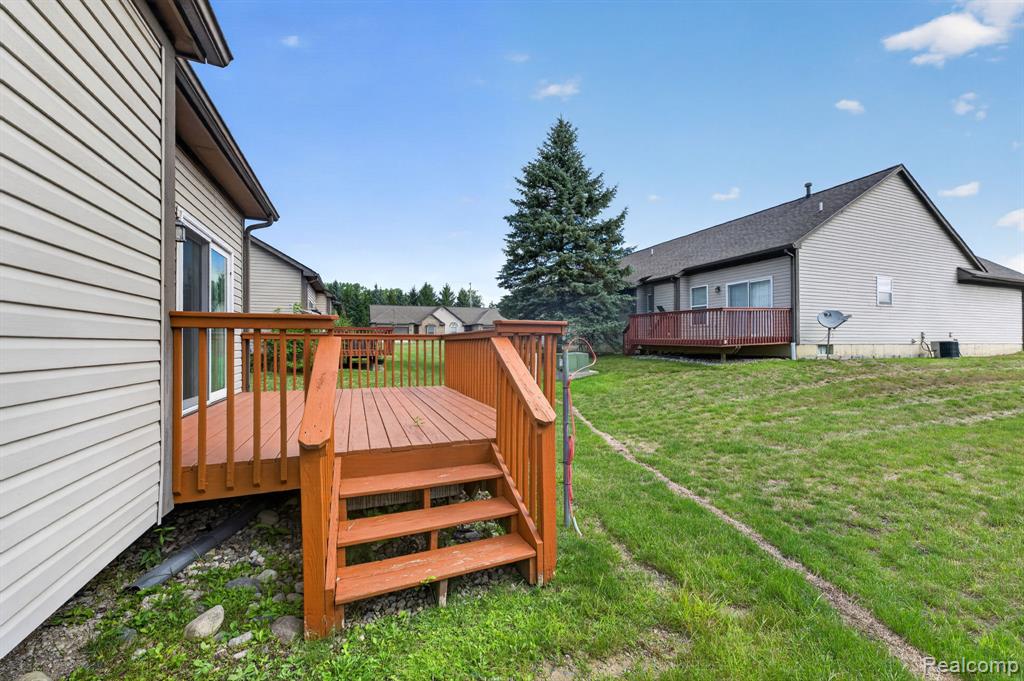 main property photo 54