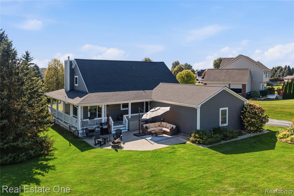 main property photo 4