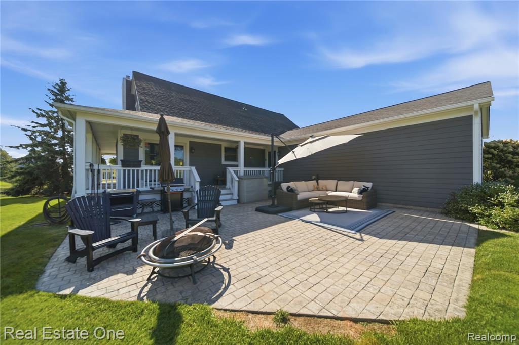 main property photo 51
