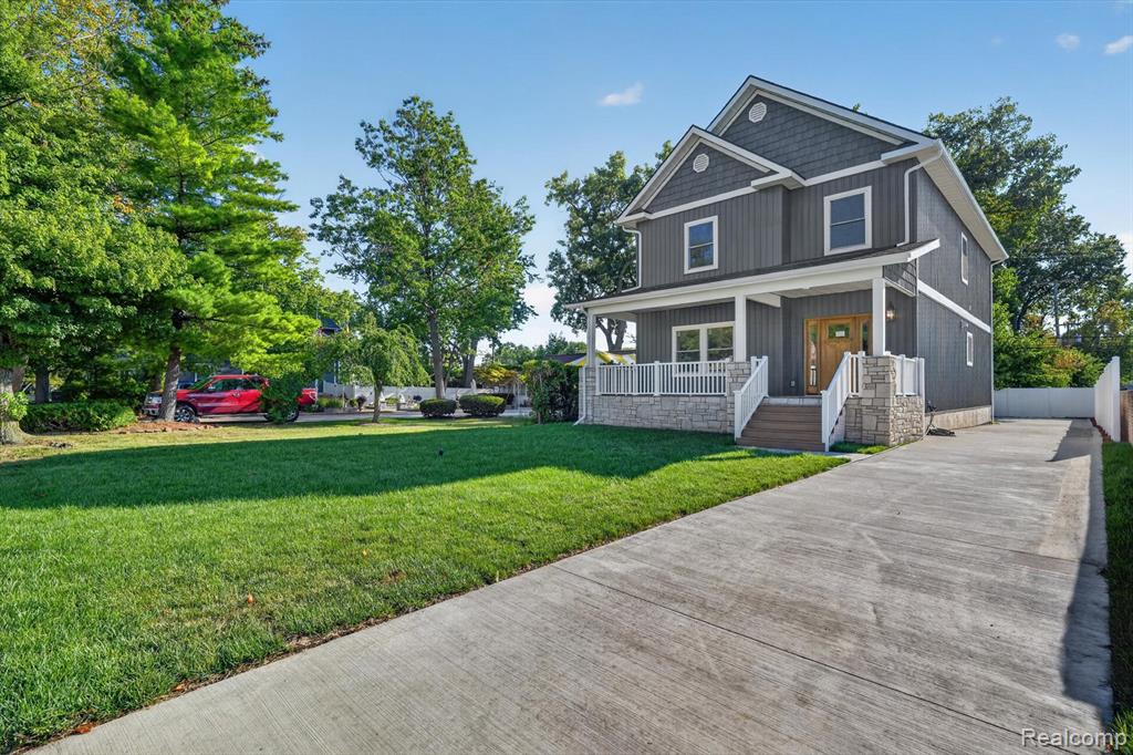 main property photo 7