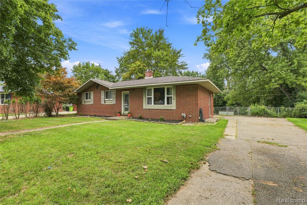 main property photo 7