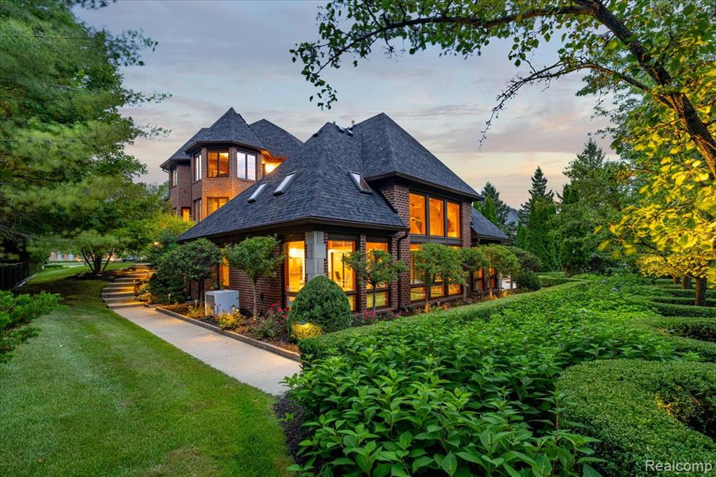 main property photo 85