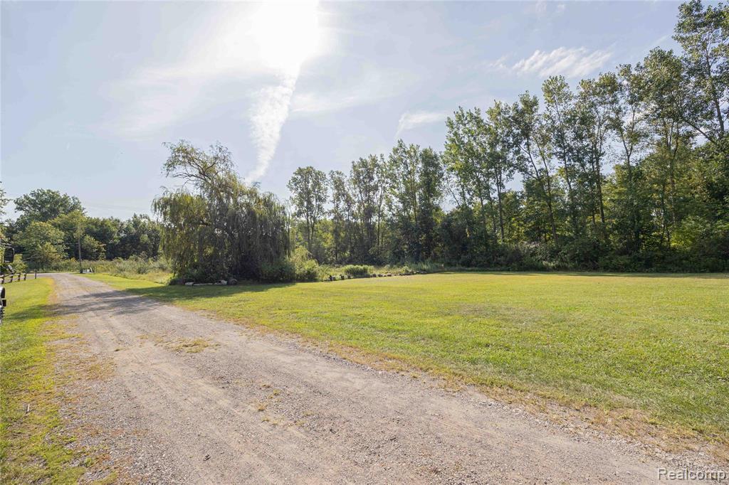 main property photo 47
