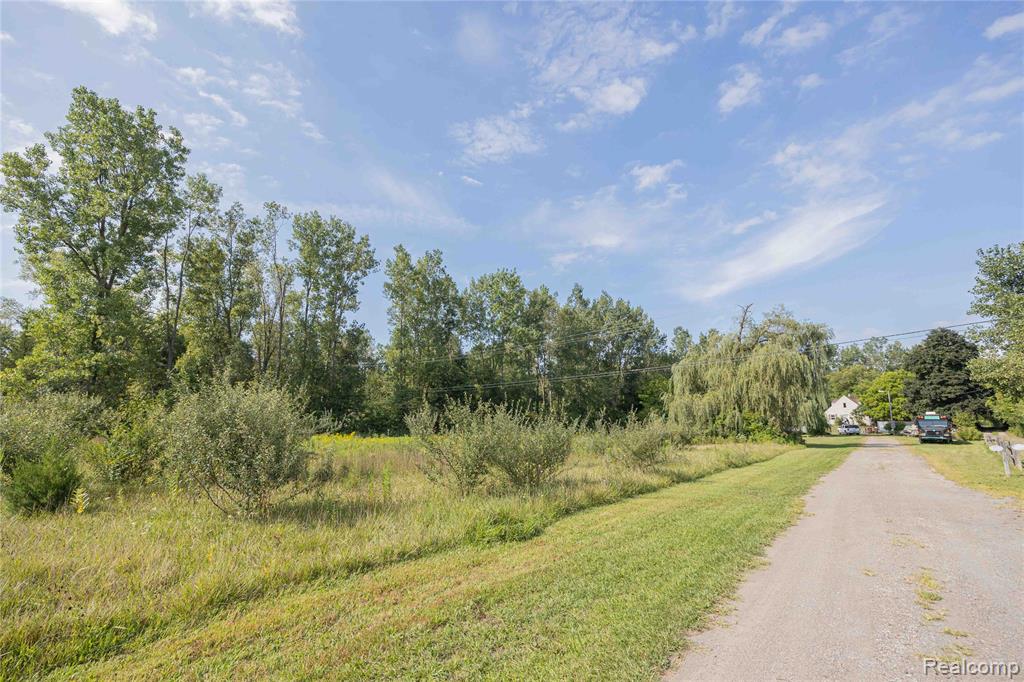 main property photo 48